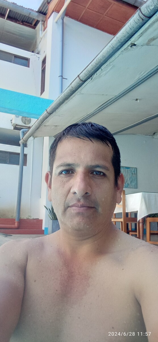 Javier  escudero